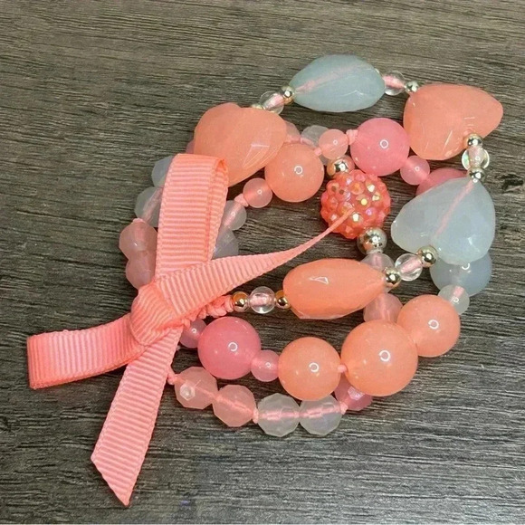 A Bundle of 3 Pretty Bracelets - Picture 1 of 2